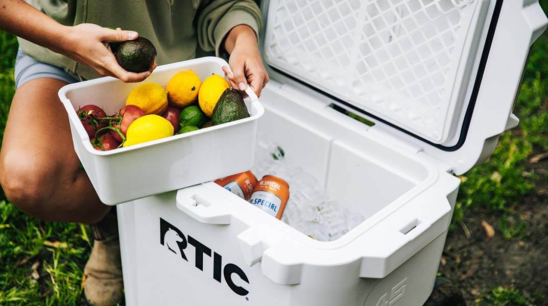 45 QT Ultra-Tough Wheeled Cooler